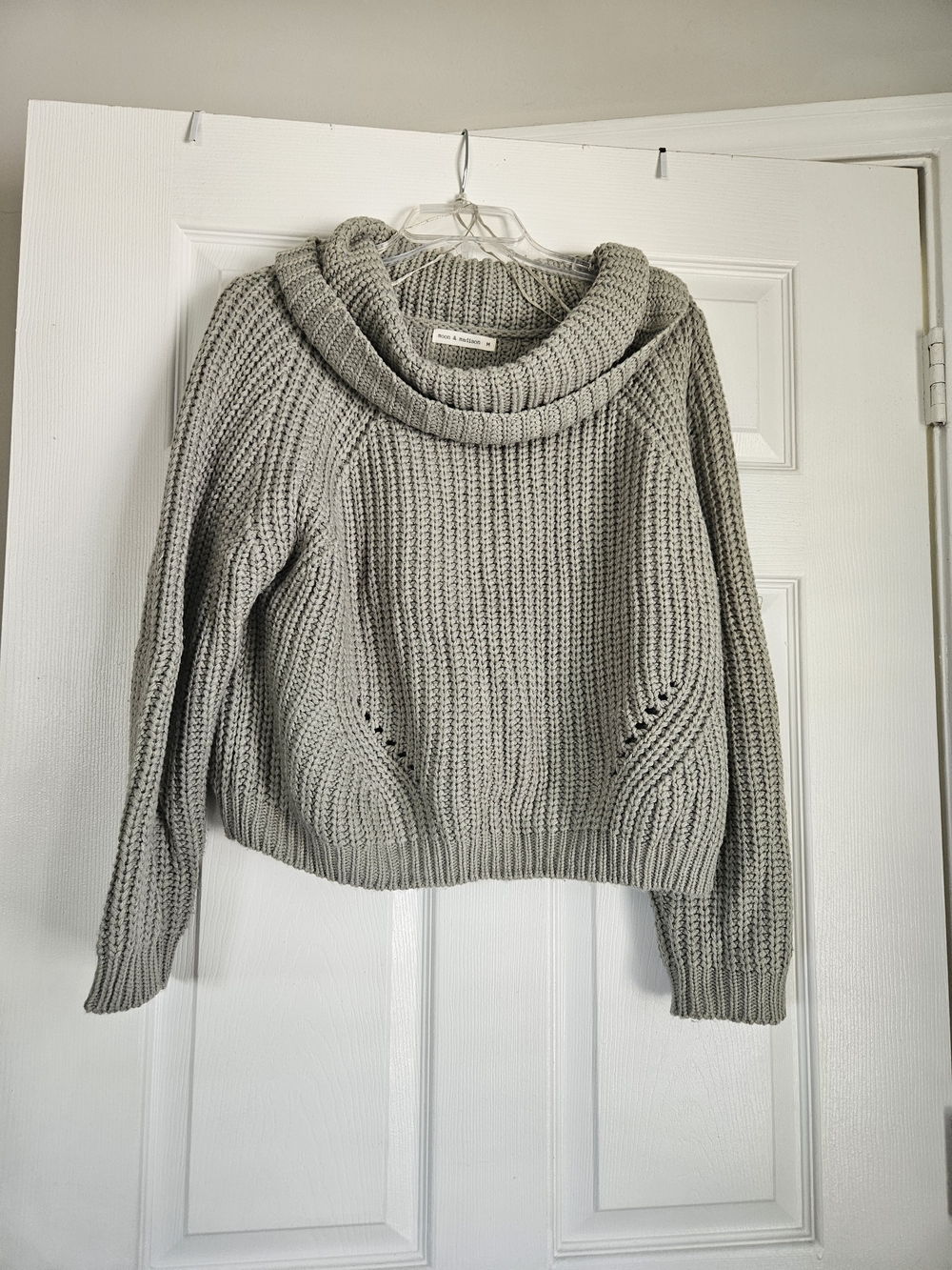 moon & madison Green/Gray Chunky Cowl Neck Sweater